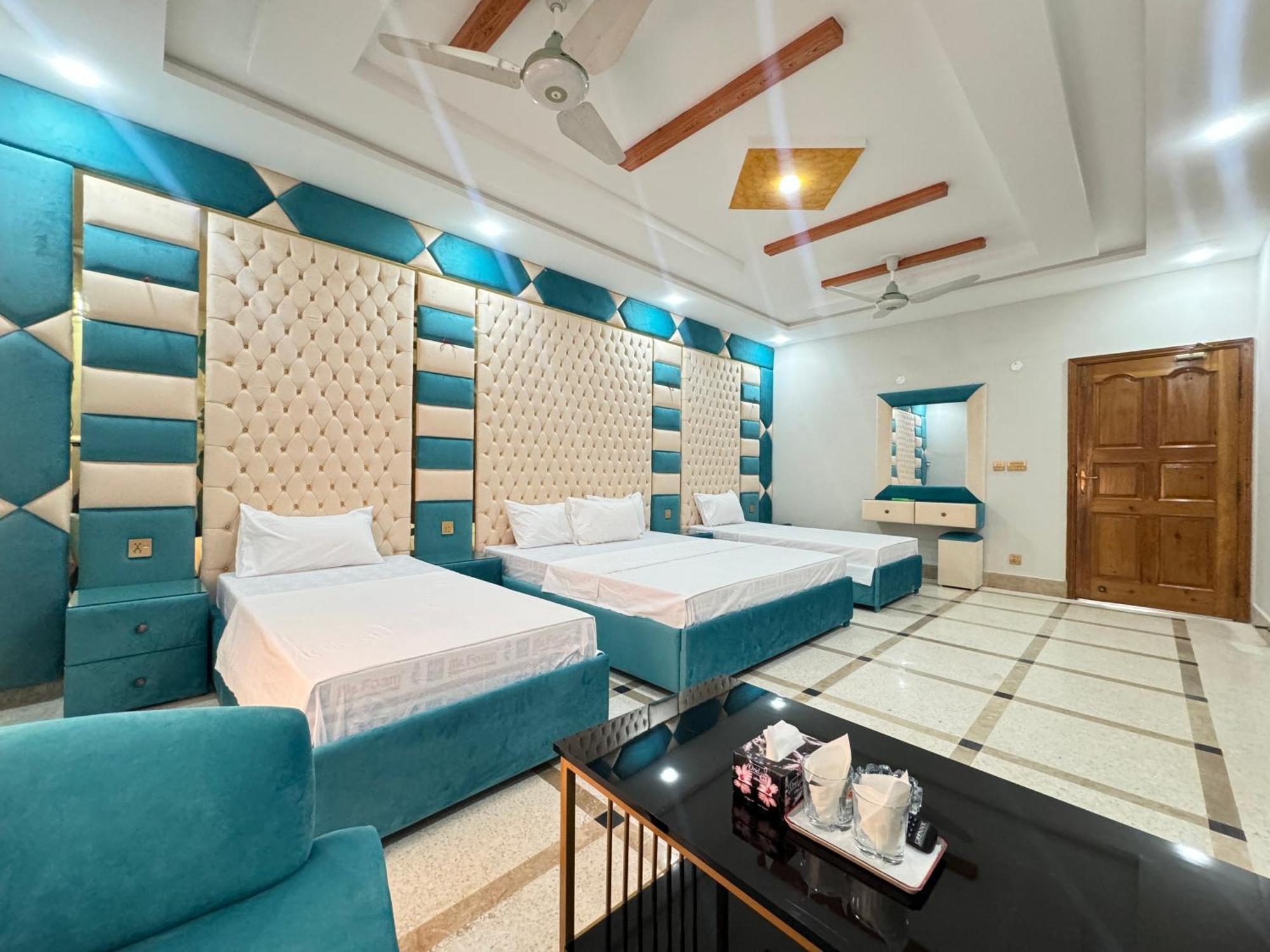 Royal Executive Inn Guest House 이슬라마바드 외부 사진