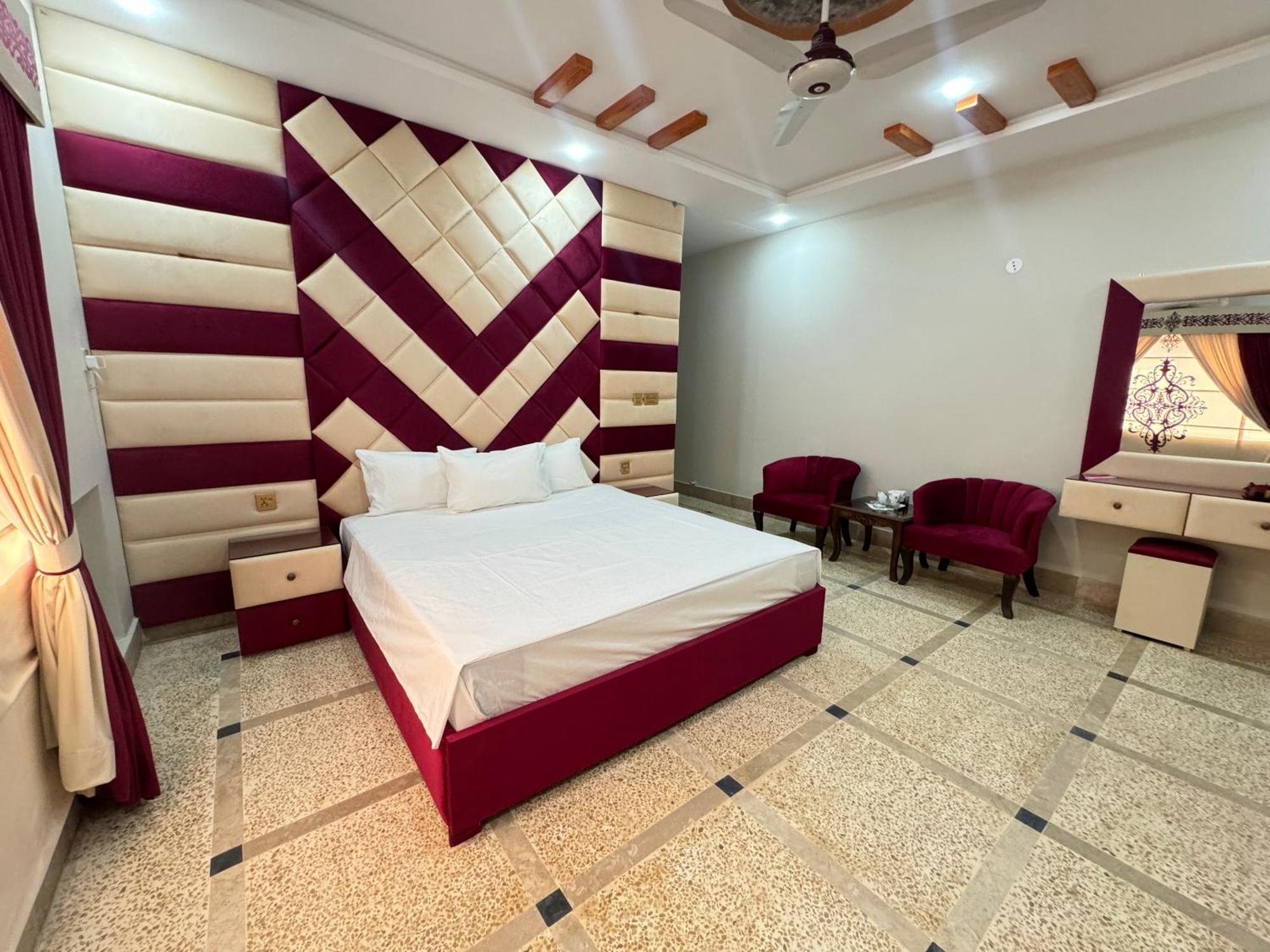 Royal Executive Inn Guest House 이슬라마바드 외부 사진