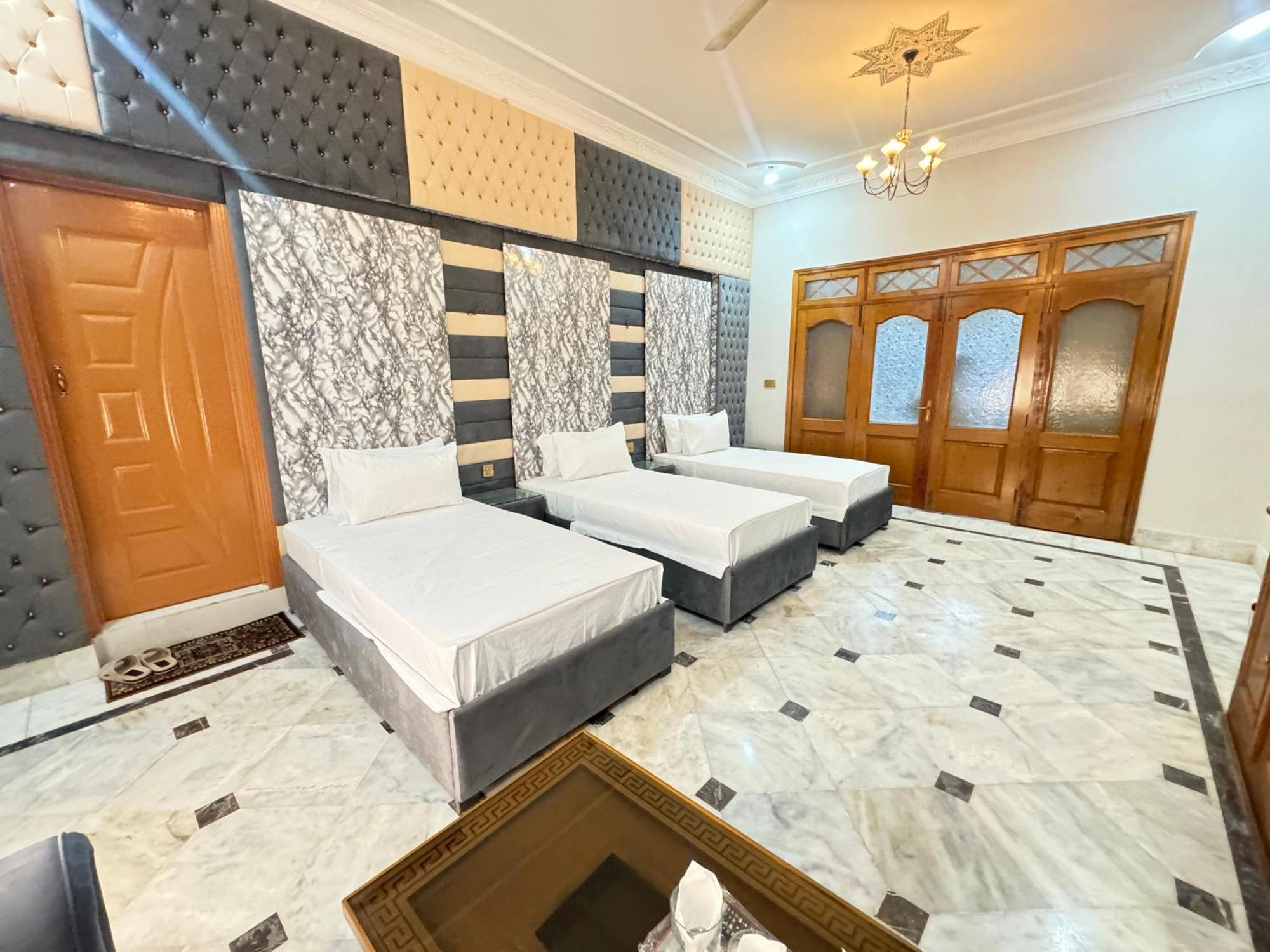 Royal Executive Inn Guest House 이슬라마바드 외부 사진