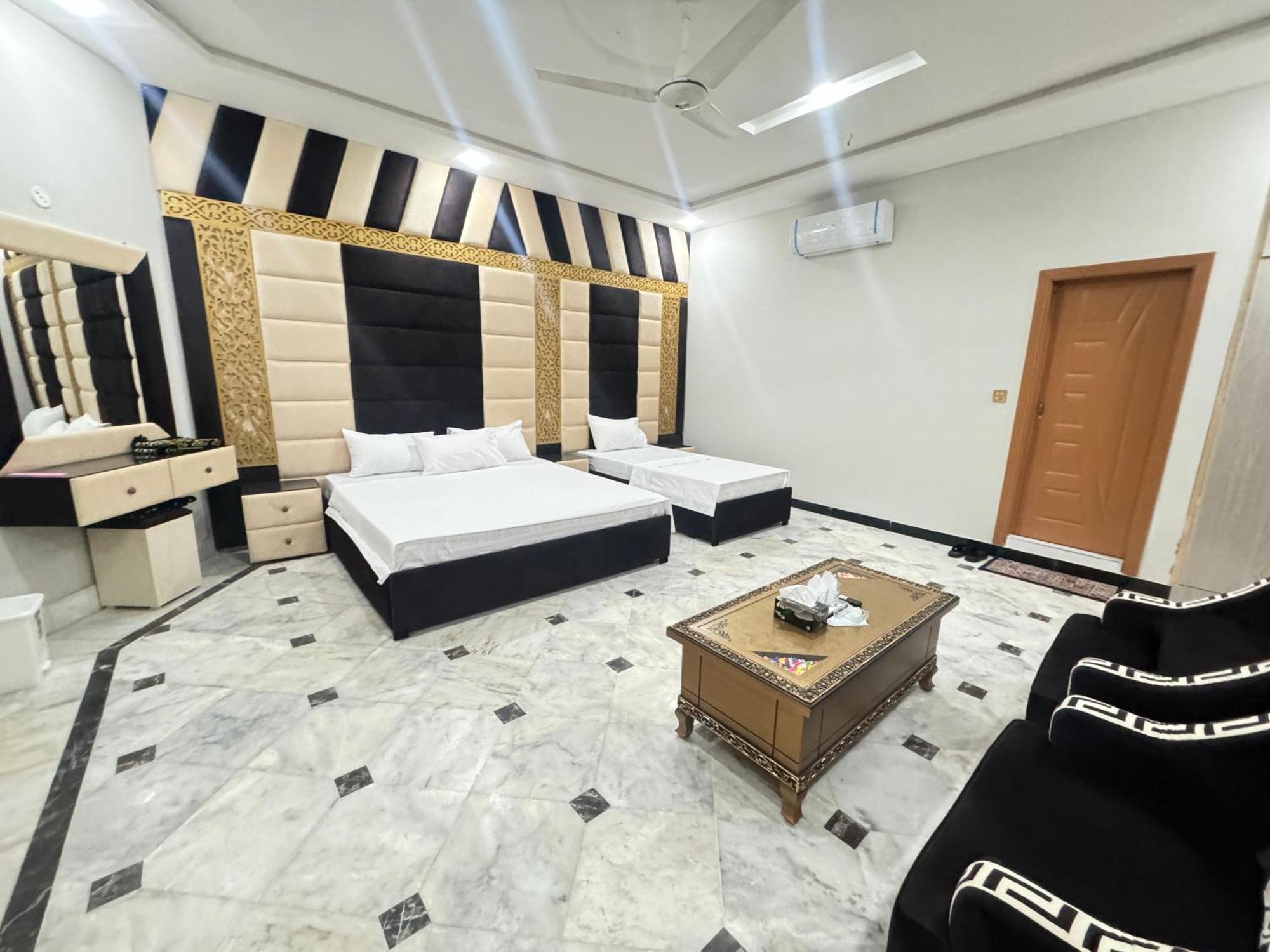 Royal Executive Inn Guest House 이슬라마바드 외부 사진