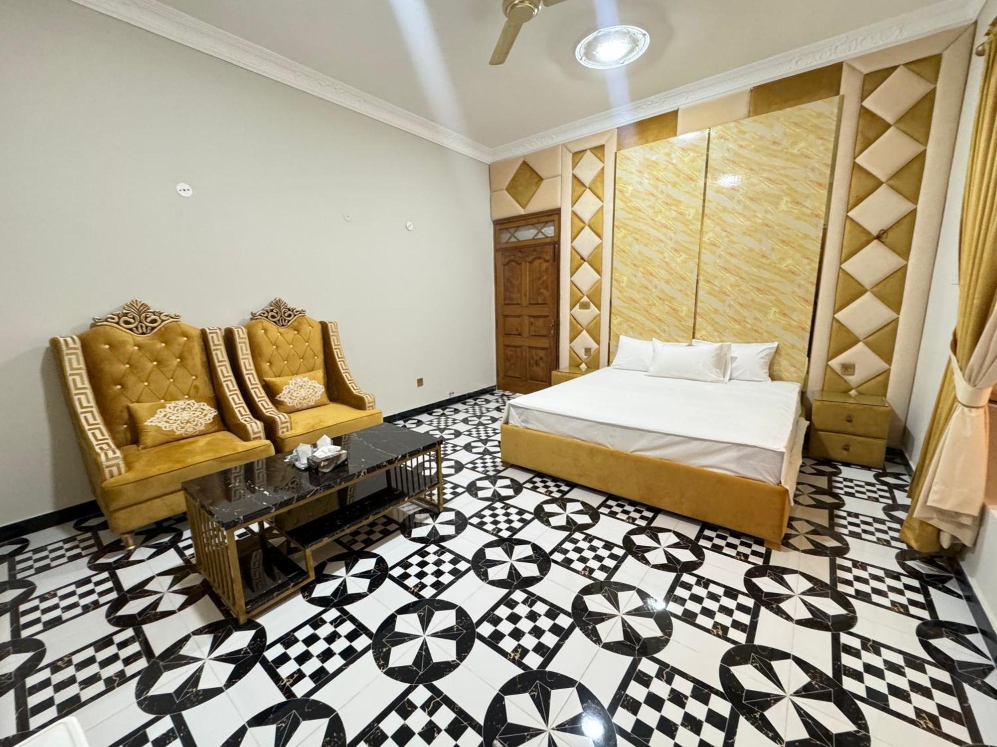 Royal Executive Inn Guest House 이슬라마바드 외부 사진